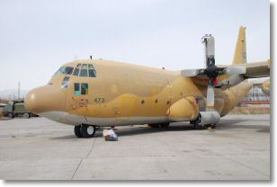 Hercules C-130 SaudiAF-Douchanbe-27fev2008-DSC_0020.jpg